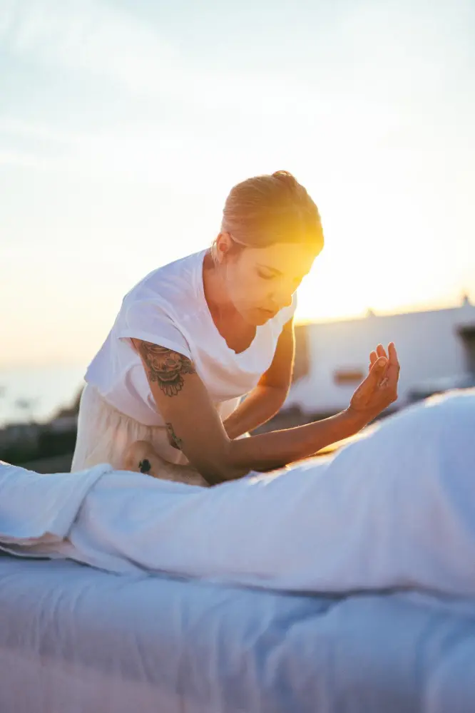 Massage therapy experience in Mykonos - Photo 17