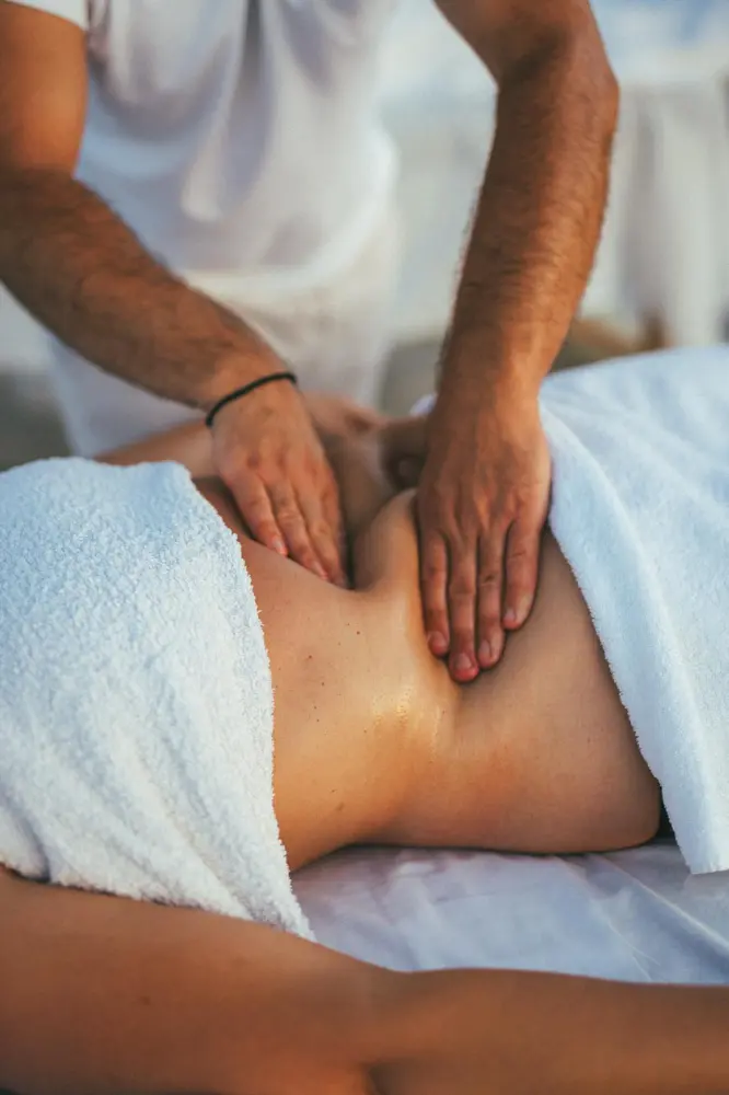 Massage therapy experience in Mykonos - Photo 26