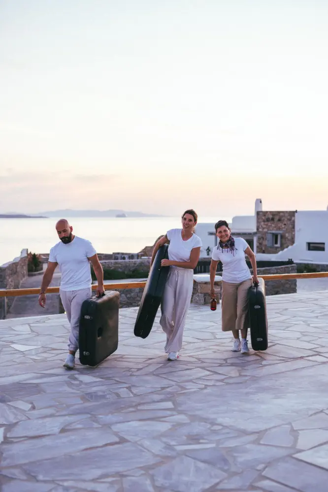 Massage therapy experience in Mykonos - Photo 31