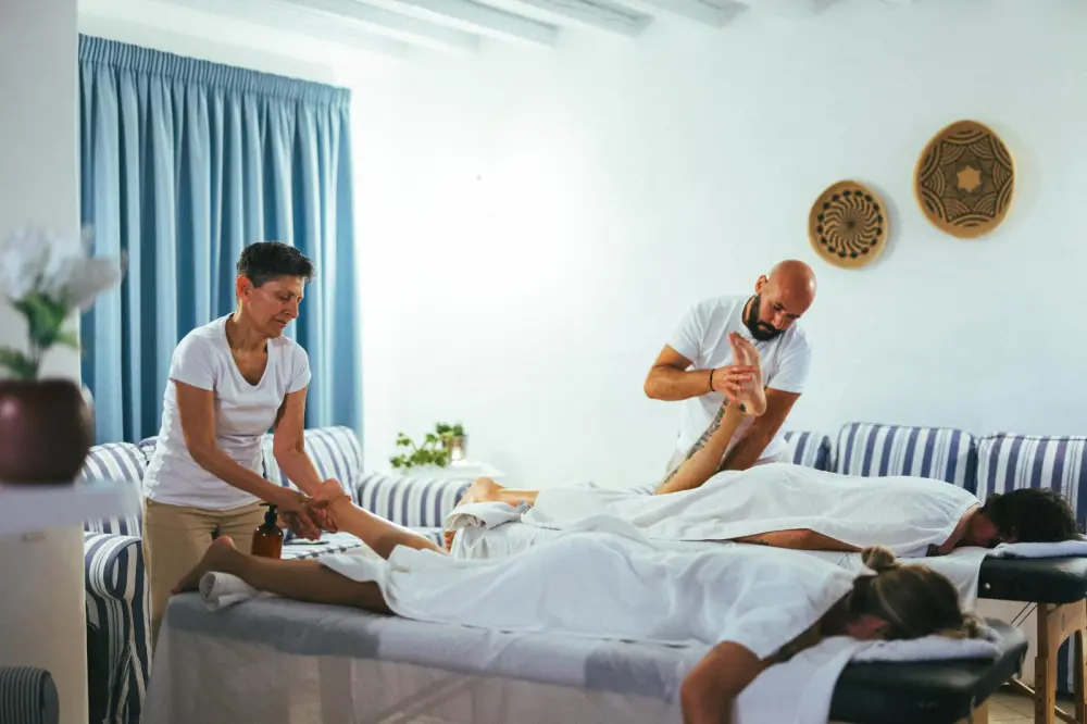 Massage therapy experience in Mykonos - Photo 38
