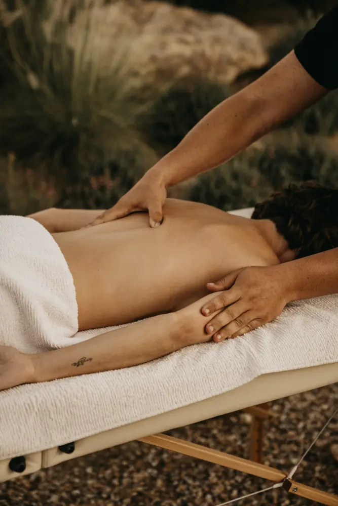 Massage therapy experience in Mykonos - Photo 4